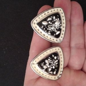 Silver Tone Cream & Black Triangle Clip On Earrings